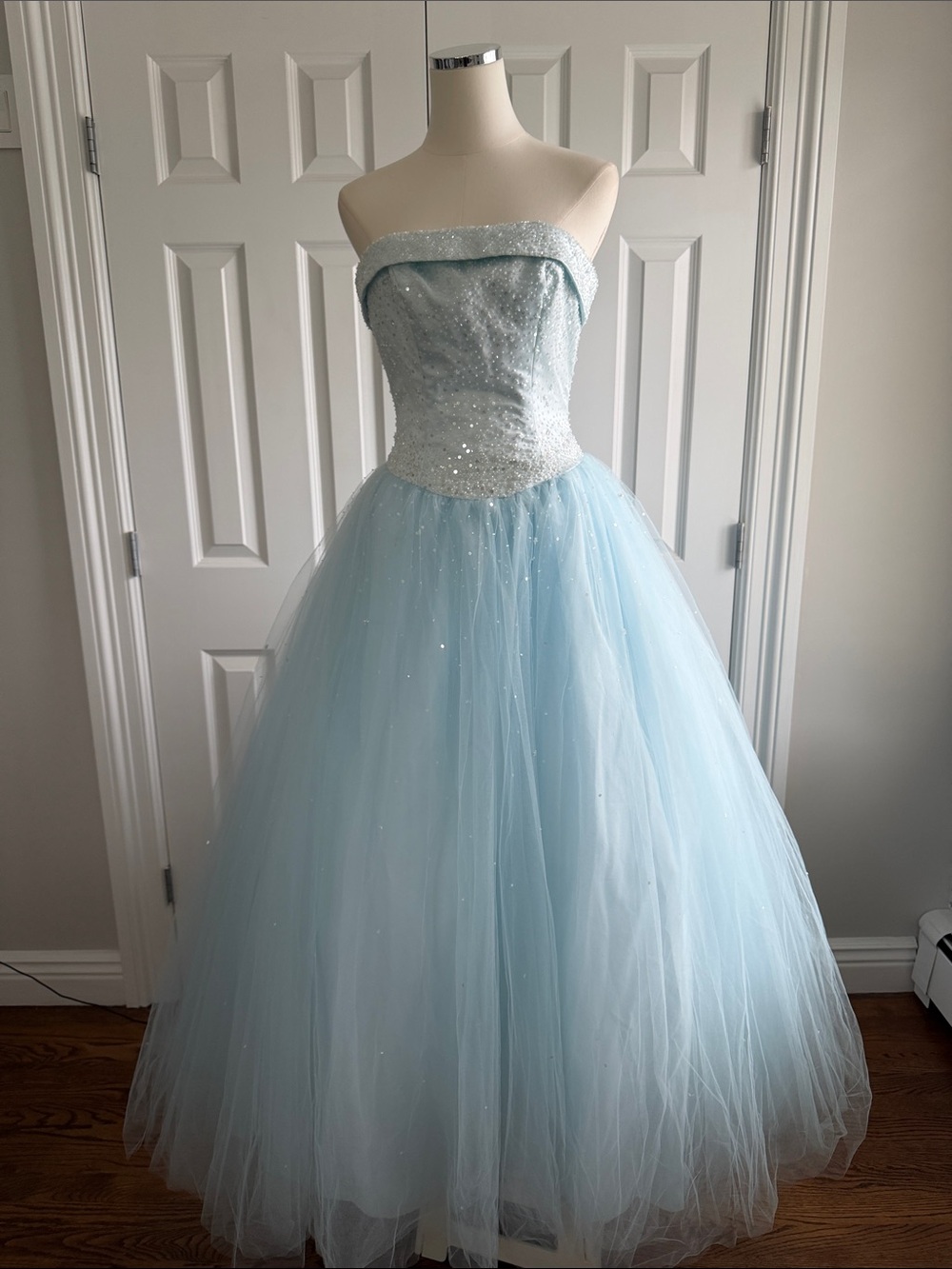 Mori Lee Strapless Beaded Sequins Tulle Light Blue Sweet 16 Ball Gown Size 3/4